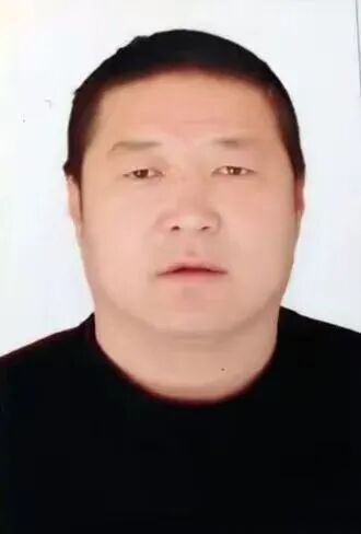 司机突发疾病 生命最后5秒护住45人 平凡英雄铸就伟大