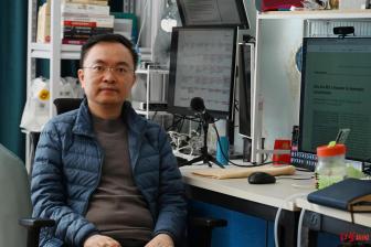 蔡磊为攻克渐冻症投入超1亿元 用视线敲打希望