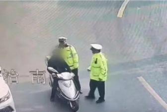 酒駕查處牽出大案 潛逃18年逃犯落網(wǎng) 無證駕駛露馬腳