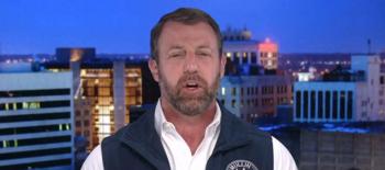 美议员吹嘘特朗普步步包抄中国！