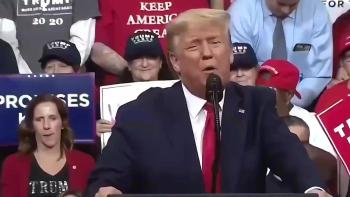 特朗普就对委动武召开发布会 公布行动细节