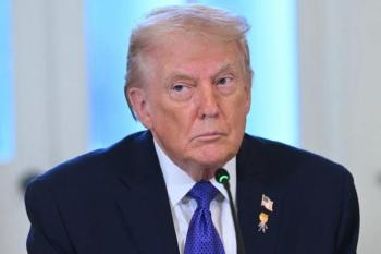 特朗普对倒戈议员发出威胁 将面临初选挑战