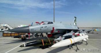 歼10CE为何卖不过枭龙 性价比与需求差异解析