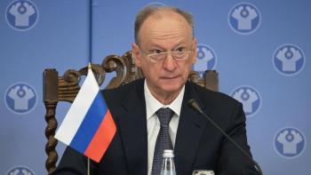 俄总统助理：西方试图瘫痪俄对外贸易 俄海军准备突破封锁