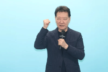 赵少康：应废弃“台美对等贸易协议” 民进党当局应反悔收回