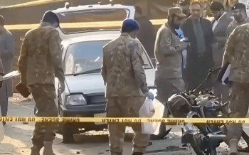 巴阿边境激烈交火现场画面曝光！