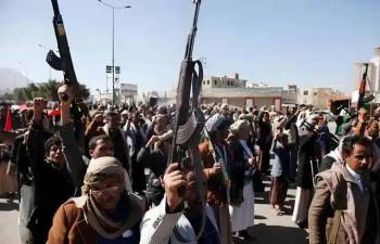 第一个准备下场参战的中东强国已经挨打 胡塞武装遭密集空袭