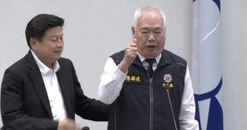 郑丽文回应季麟连言论争议 反击舆论围剿