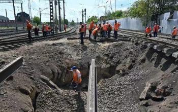 乌称俄军导弹袭击基辅铁路设施 致7死1伤
