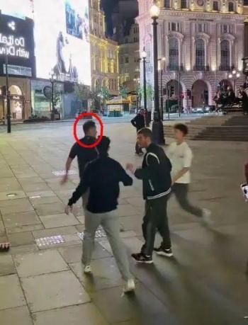 中国博主称在伦敦街头直播时被打伤 遭挑衅与袭击