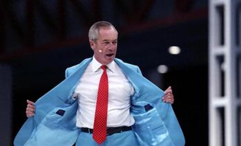 英国改革党大会乱作一团 丑闻缠身引发动荡