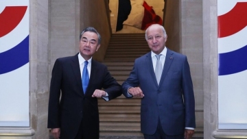 Wang Yi hopes Europe can help ease China-U.S. tension