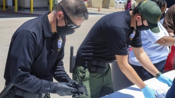 U.S. Border Patrol hires civilians to free up agents for field