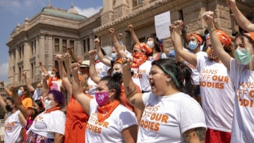 Biden administration urges judge to block Texas abortion law