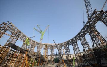 北京工人体育场改造复建主体结构封顶，明年年底全新亮相