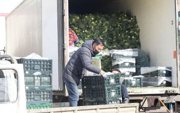 节后北京新发地蔬菜交易量稳步增长，价格持续下降