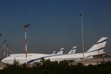 以色列民航客机首次飞越沙特领空前往非海湾国家