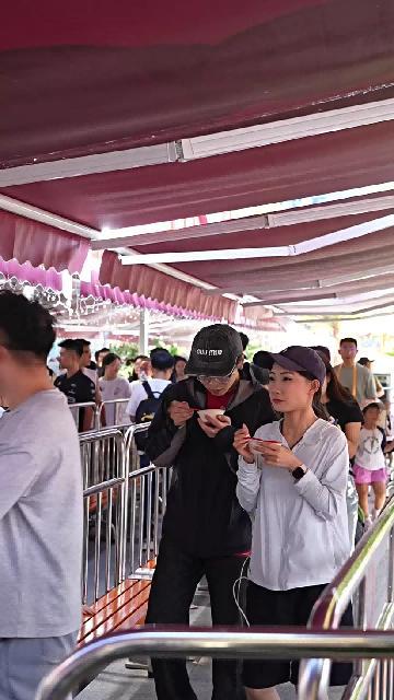 蜜雪冰城摘得“里程王”桂冠 消费者用脚投票的快乐圣地
