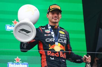 F1荷兰大奖赛：维斯塔潘主场三连冠