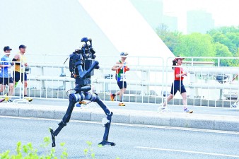 机器人“半马”，暗藏哪些投资机会？