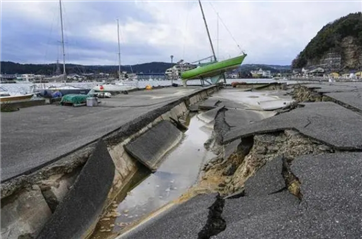 日本能登半岛发生6.0级地震 2人伤房屋倒塌