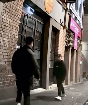 外国醉汉殴打中国留学生