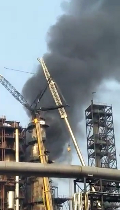 印度一煉油廠發生火災 致3人死亡44人受傷