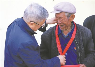 云南省在红军长征途经地开展老兵帮扶行动