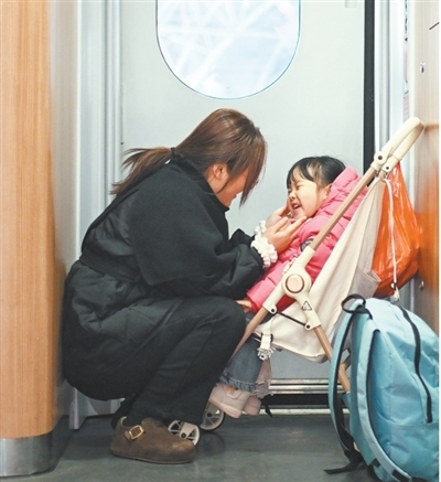 春运图景不断焕新（新时代画卷）