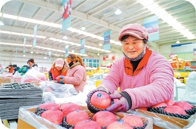 外网追问:中国苹果为何又多又好吃 科技与政策共赋能