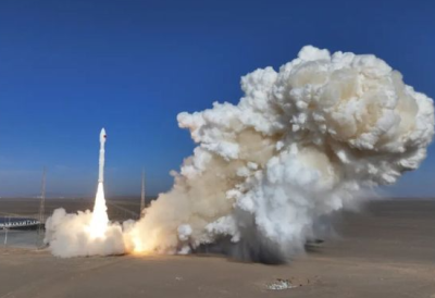 我国成功发射阿联酋813卫星等9颗卫星