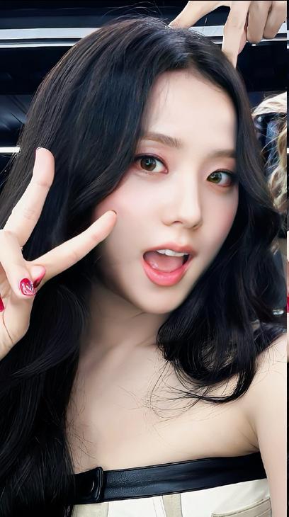 曝金智秀的哥哥家暴 再次卷入争议风波