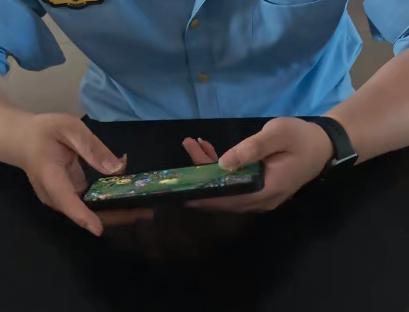 司机举报超限站人员上班打游戏拒和解 涉事方否认并称证据虚假
