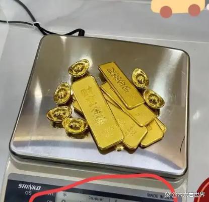 黄金回收商家称现在别卖黄金 金价跌至低谷