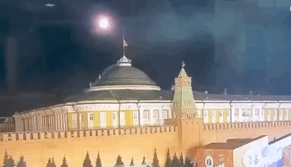 克里姆林宫遭袭后，乌克兰多地响起防空警报！泽连斯基突访