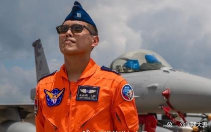 台军F16坠海飞行员通话曝光 三次呼救与消失的证据
