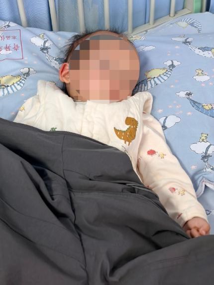 官方通报男童输液后去世