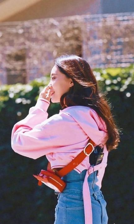 张小斐p图回应曾把裤子穿反：我不要面子的吗