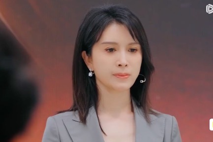 金巧巧50岁还上演综的原因 网友：正是闯的年纪！