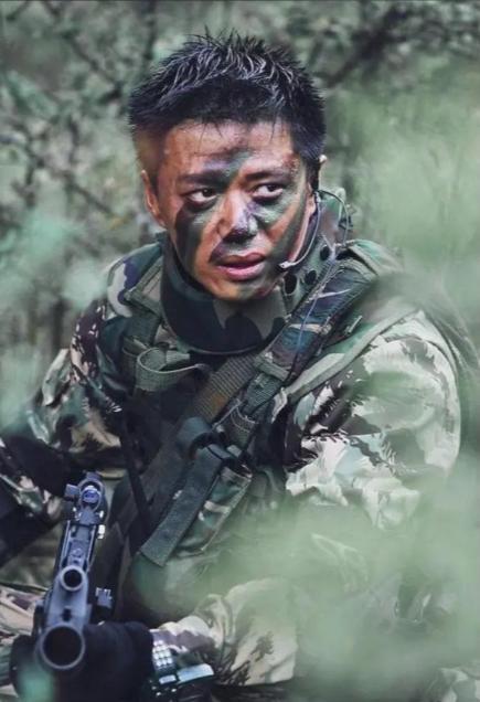 “粉底液将军”背后观众在反感什么 过度美化消解阳刚之气