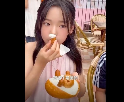 董璇韩国 vlog 名场面！小酒窝吃发霉奶酪yue了