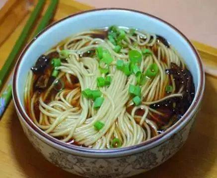 二月二龙抬头你吃过哪些“龙食” 春饼面条炸糕齐上阵