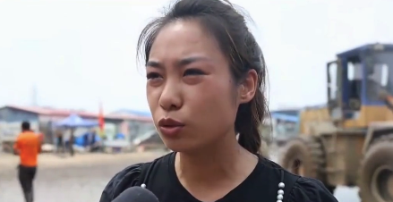 村支书称：不能当村民面哭，把百姓财产放在笫一位，百姓才把你放在首位