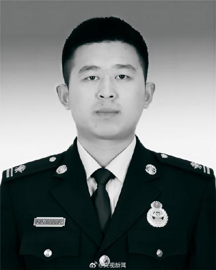 北京一消防员遭洪水冲走牺牲年仅三十岁 向英雄致敬！