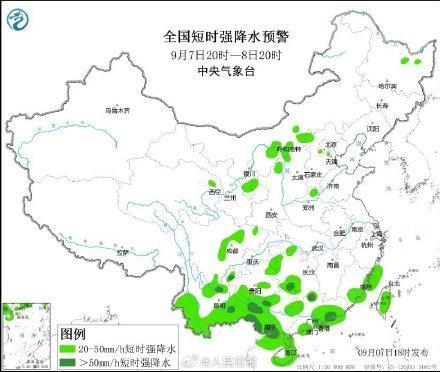 台风暴雨强对流高温多预警齐发 全国多地面临极端天气挑战