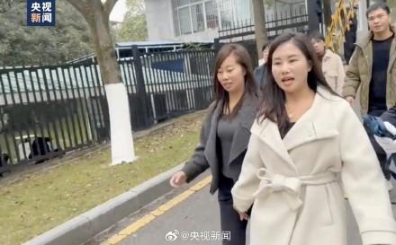 杨妞花说余华英听到死刑判决后流泪