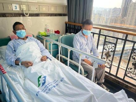 重庆完成首例成人亲体辅助肝移植 兄弟情深共渡难关