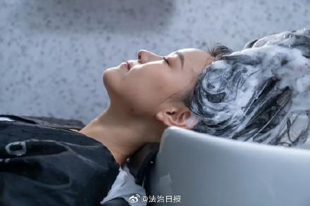 为什么理发店洗完头能好几天不油