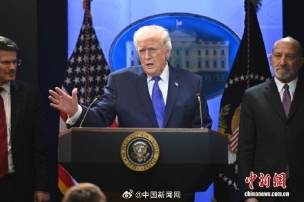 特朗普宣称伊朗向美国送上“大礼” 与石油运输和海峡相关