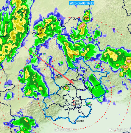 下班早点回家！北京雷雨来了！